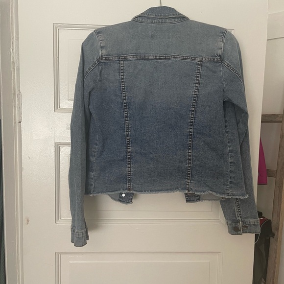 NWOT KUT from the Kloth Denim Jacket with Fringe detail | Size Small - Picture 9 of 12